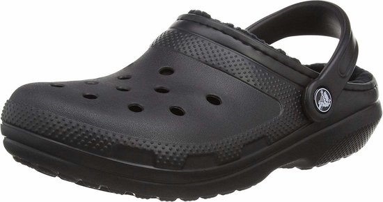 Zwarte Crocs clog met vachtvoering en draaibare band.