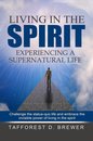 Omslag Living in the Spirit