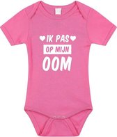 Ik pas op mijn oom tekst baby rompertje roze meisjes - Kraamcadeau - Babykleding 68 (4-6 maanden)