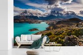 Behang - Fotobehang Uitzicht over het meer en de bergen bij het Nationaal park Patagonia - Breedte 330 cm x hoogte 220 cm