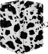 Apple iPhone 8 Plus Telefoonhoesje - Portemonneehoesje  - Met pasjeshouder - Met Dierenprint - Koeien Patroon - Zwart