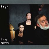 Alene Hjemme