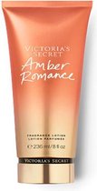 Vochtinbrengende Lotion Victoria's Secret Amber Romance Body 236 ml)