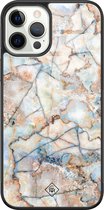 Casimoda® hoesje - Geschikt voor iPhone 12 Pro - Marmer Bruin Blauw - Luxe Hard Case Zwart - Backcover telefoonhoesje - Bruin