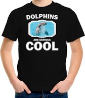 Dieren dolfijnen t-shirt zwart kinderen - dolphins are serious cool shirt jongens/ meisjes - cadeau shirt dolfijn/ dolfijnen liefhebber - kinderkleding / kleding 110/116