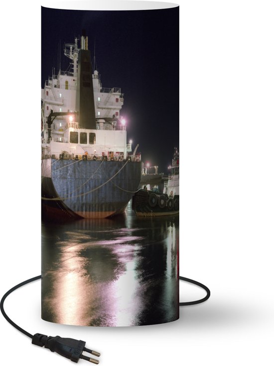 Lamp - Nachtlampje - Tafellamp slaapkamer - Schip wordt aangemeerd door een  sleepboot... | bol.com