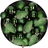 Kerstversiering kunststof kerstballen donkergroen 6-8-10 cm pakket van 50x stuks - Kerstboomversiering
