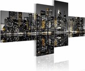 Schilderij - New York City - Wolkenkrabbers in Goud Licht, 4luik, premium print