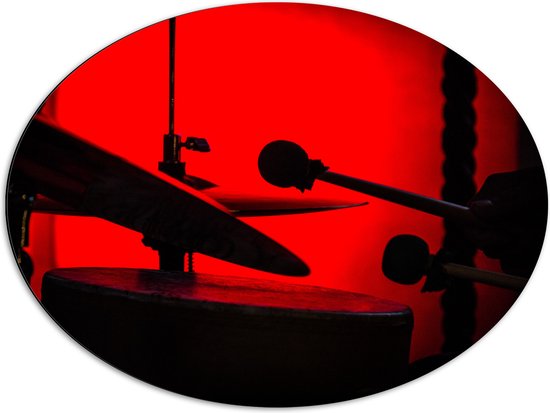 Dibond Ovaal - Drumtoestel in Rood Licht - 80x60 cm Foto op Ovaal (Met Ophangsysteem)