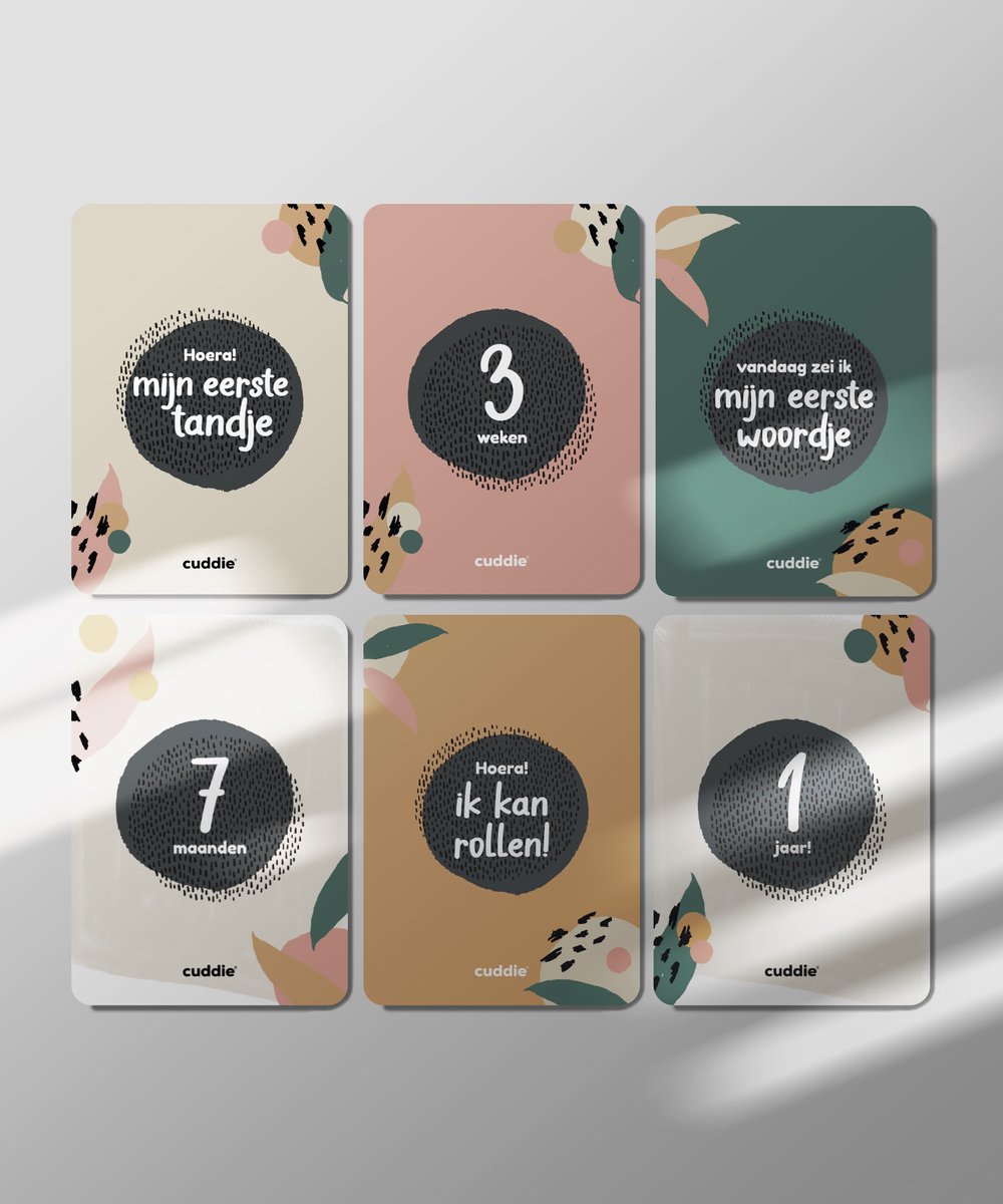 Goedkoopste Cuddie Mijlpaalkaarten Baby Set - 32 Milestone Cards - 16 dubbelzijdige kaarten - Grote kaarten (113 mm bij 152 mm) Babygift - Babyshower - Zwangerschaps cadeau