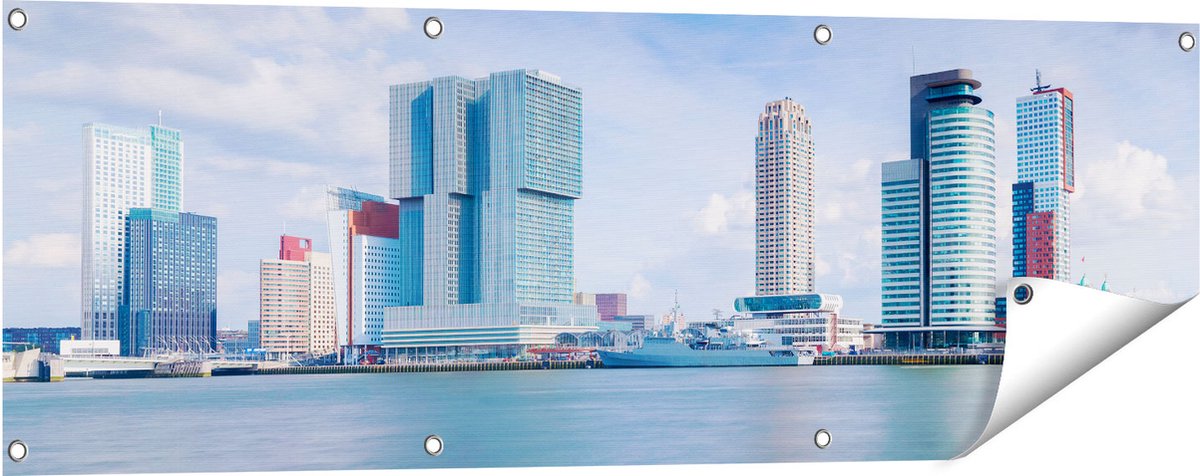 Gards Tuinposter Rotterdamse Skyline aan het Water - 120x40 cm - Tuindoek - Tuindecoratie - Wanddecoratie buiten - Tuinschilderij Multikleur