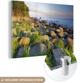 MuchoWow® Glasschilderij 120x80 cm - Schilderij acrylglas - Stenen aan het water in het Nationaal Park Jasmund - Foto op glas - Schilderijen