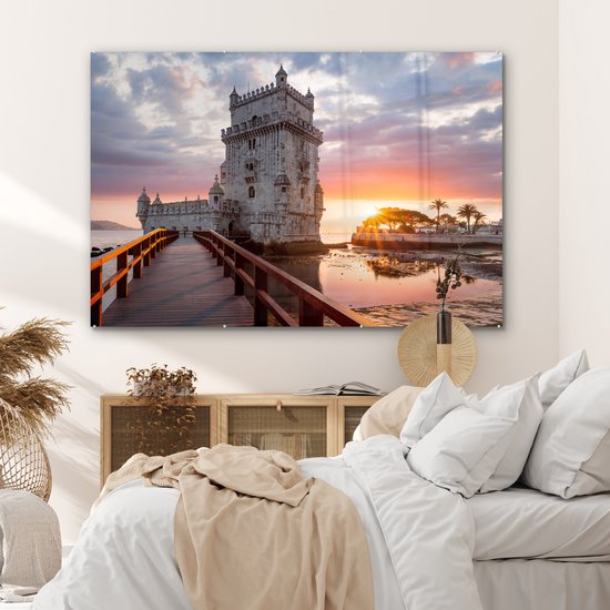 ® Glasschilderij 150x100 cm - Schilderij acrylglas - Torre de Belém met een zonsondergang - Foto op glas - Muurdecoratie woonkamer - Wanddecoratie slaapkamer - Schilderijen