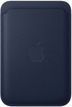 iPhone - FineWoven - Wallet - MagSafe - Deep Blue