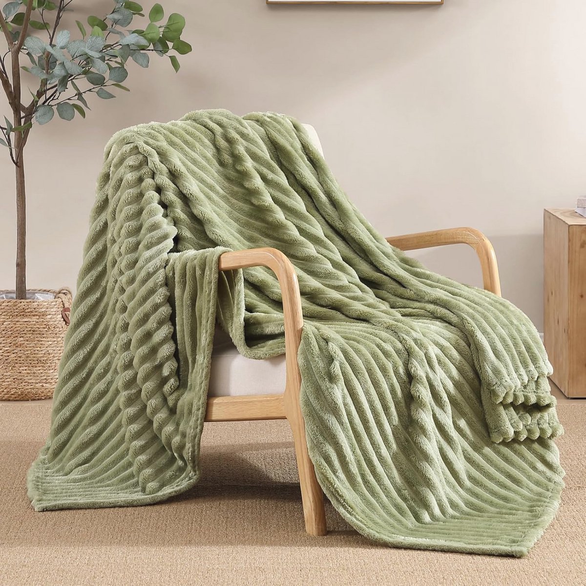 Zachte lichtgewicht plaid deken 127 x 152 cm - Ademend en warm in saliegroen