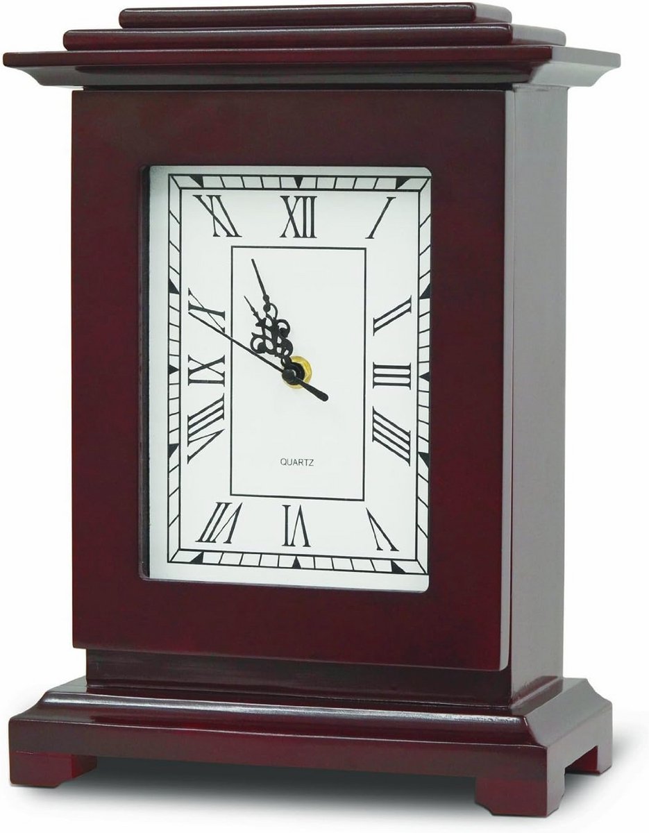 Wandklok met verborgen opbergruimte