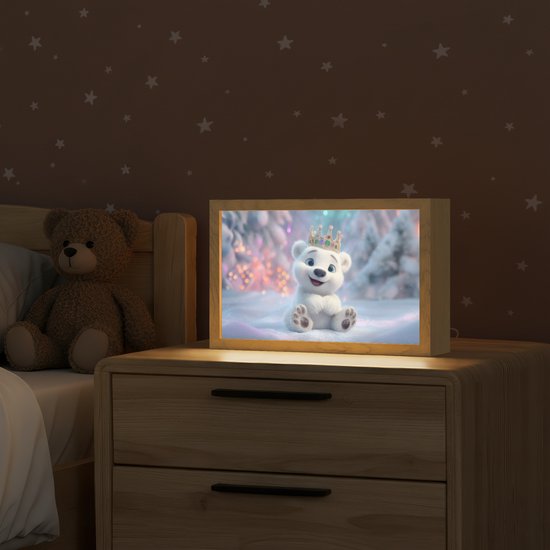 Nachtlampje 30x20 cm - Kinder lampje - Ijsbeerwelp - Sneeuw - Lichtjes - Kroon - Tafellamp kinderkamer - Slaapkamer lamp - Bedlamp kinderen - Kinderlampje stopcontact - Wandlamp babykamer - Nachtlampjes van OnlyWow — afbeelding 2