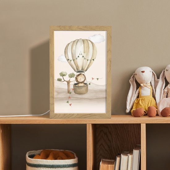 Nachtlampje 20x30 cm - Kinder lampje - Luchtballon - Leeuw - Watercolor - Safari - Dieren - Tafellamp kinderkamer - Slaapkamer lamp - Bedlamp kinderen - Kinderlampje stopcontact - Wandlamp babykamer - Nachtlampjes van Merkloos — afbeelding 3