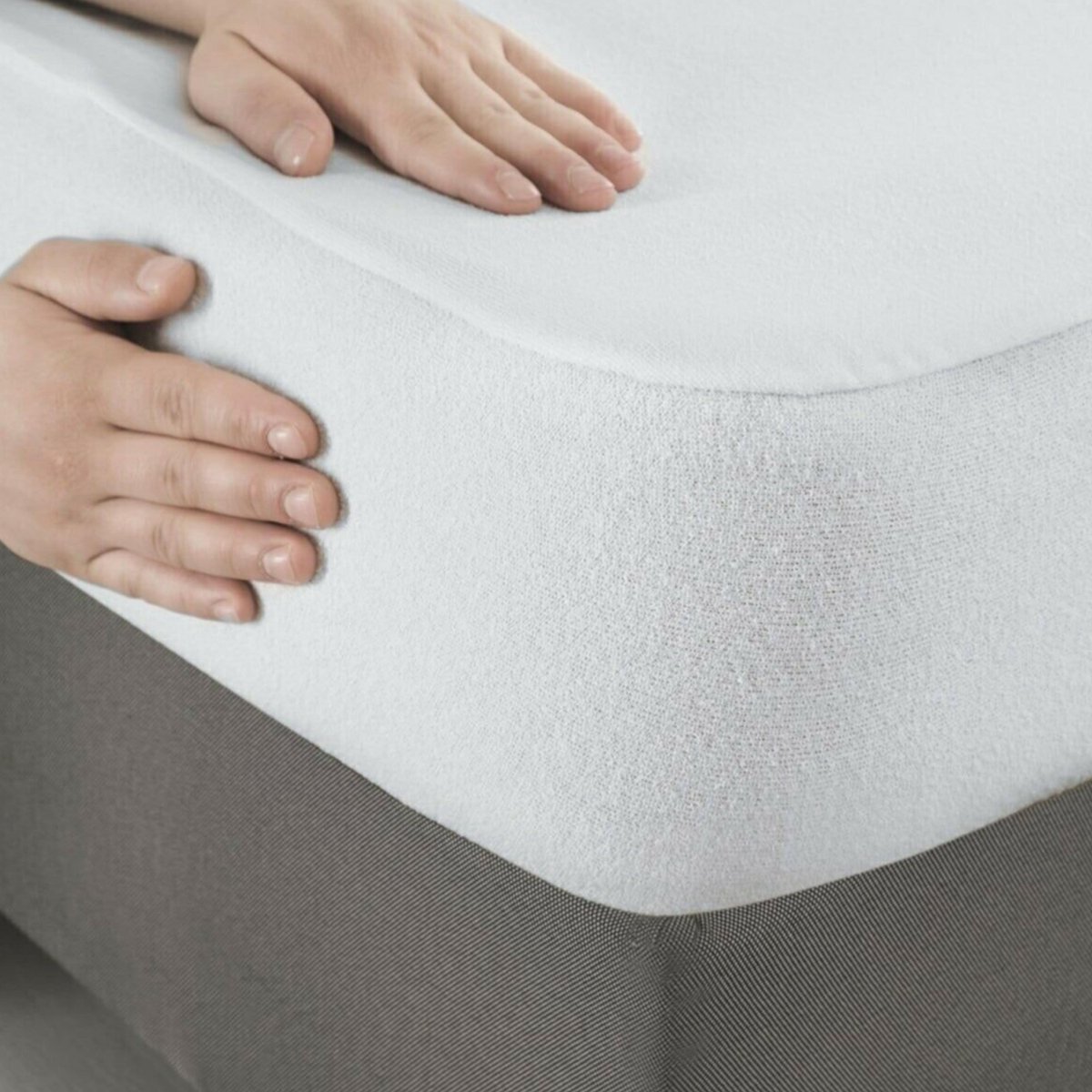 Tavas Pamura Waterdichte Matrasbeschermer - 40x80 cm - Molton - Babybed, Ledikant of Juniorbed - Incontinentie Matrashoes - Rondom Elastiek - 100% Katoenen Badstof - Wit