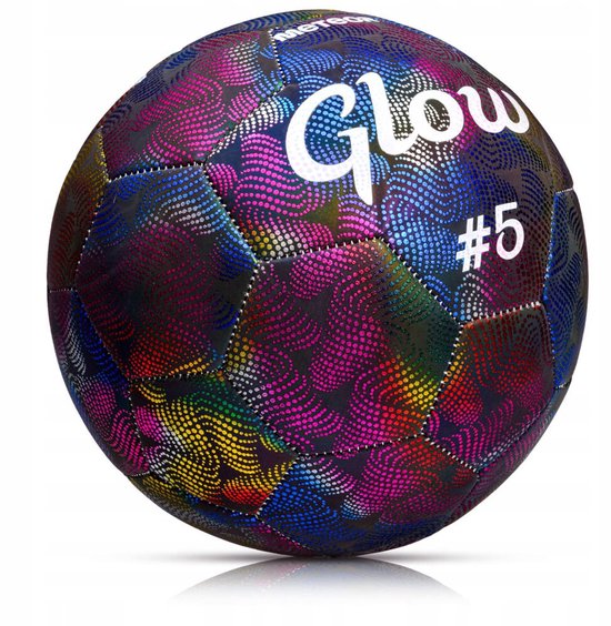Glow in the dark Voetbal | Glow Sports staat voor jou klaar Glow in the dark Voetbal | Glow Sports staat voor jou klaar