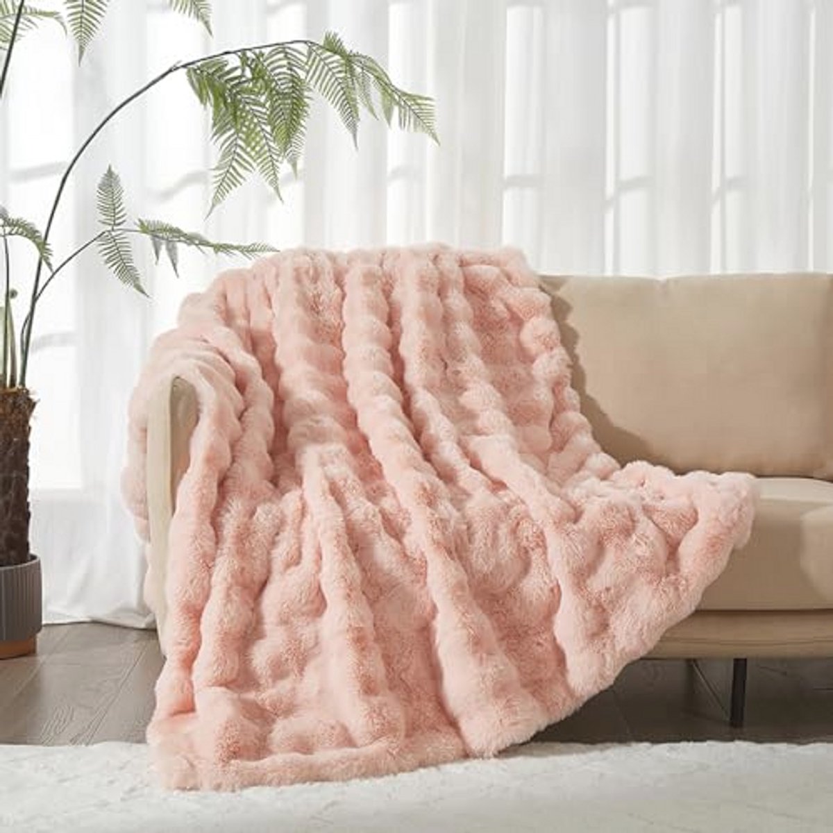 Roze Pluche Knuffeldeken 220 x 240 cm - Warme Woondeken voor Comfort en Coziness