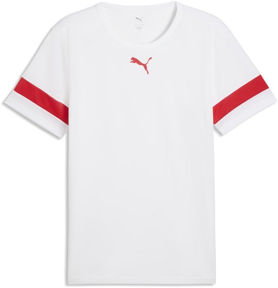 Wit Puma sportshirt met een rode Puma logo op de borst en rode strepen op de mouwen.