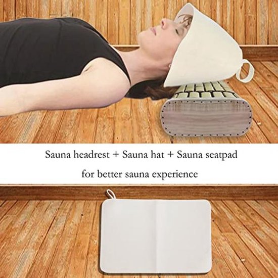 Een vrouw met een sauna hoed en hoofdkussen ligt op een zitkussen. Tekst: 'Sauna headrest + Sauna hat + Sauna seatpad for better sauna experience'.