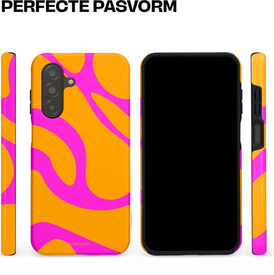 Telefoonhoesje in drie weergaven: zijkant, achterkant met oranje en roze patroon, en voorkant.