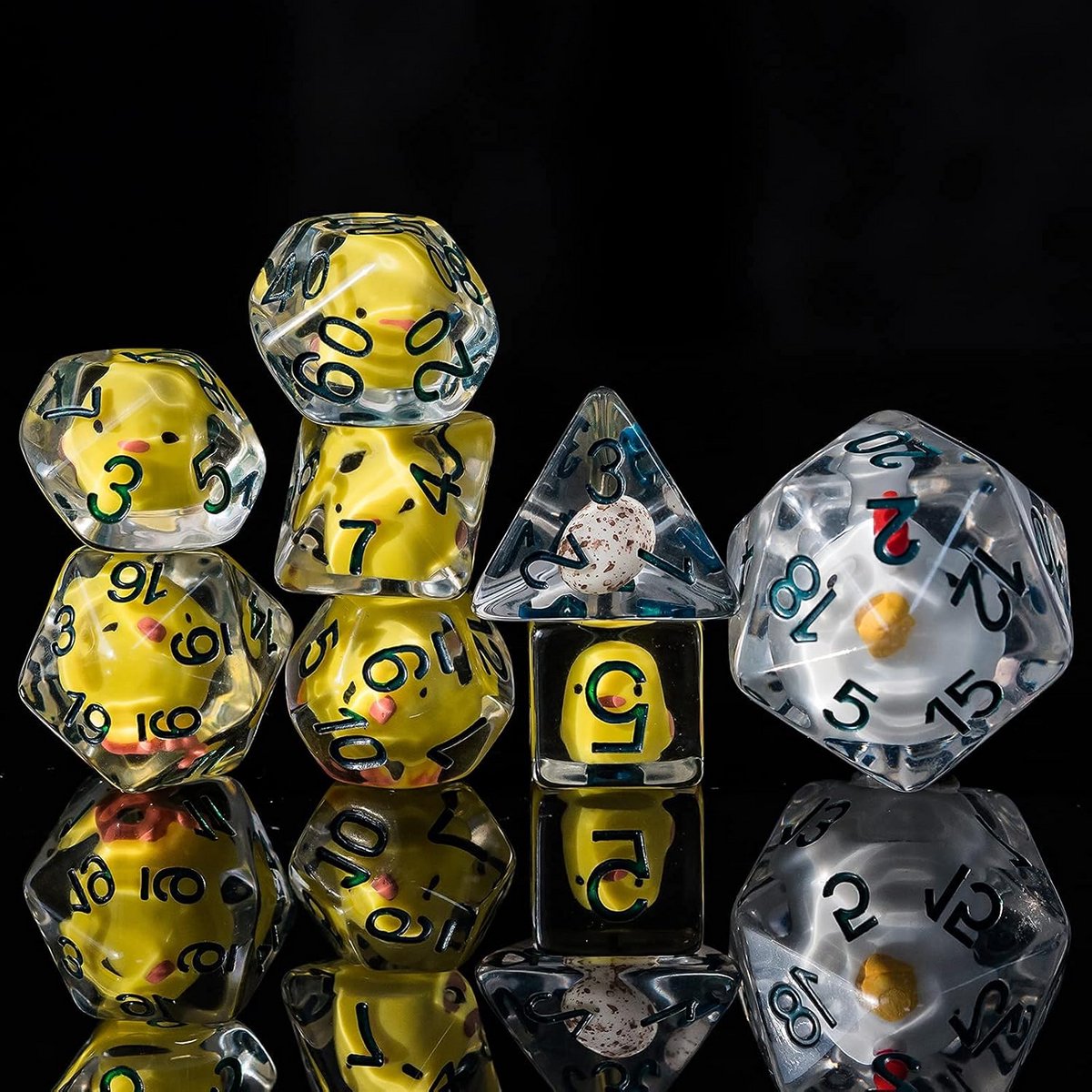 8-delige hars dobbelstenenset met schattige dieren voor RPG spellen, perfect voor rollenspel avonturen
