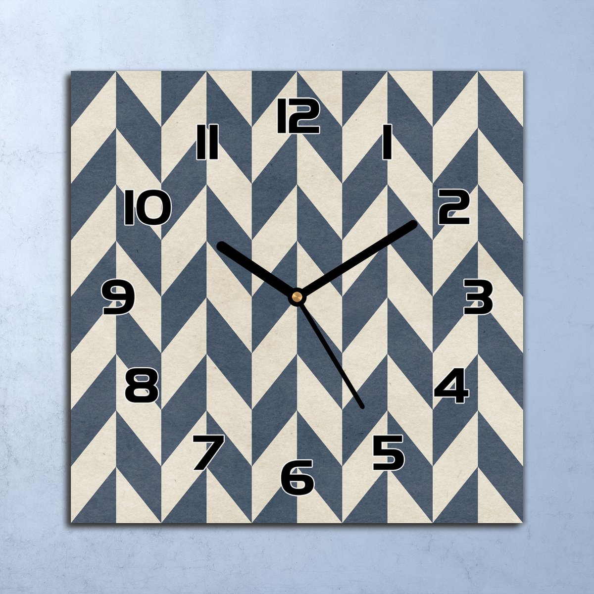 Coloray Wandklok - Geometrische pijlen Glazen Klok - 30x30 cm - Marine Wandklok - Wandklok Vierkant - Wandklok Industrieel - Wandklok Keuken - Stille Wandklok