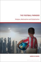 Jongetje met voetbal voor een skyline van wolkenkrabbers. Titel: THE FOOTBALL PARADOX. Religion, Nationalism and Globalization.