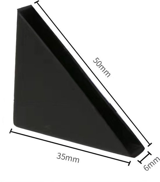 Afmetingen van een zwarte, driehoekige hoekbeschermer: 35x50mm, dikte 6mm.