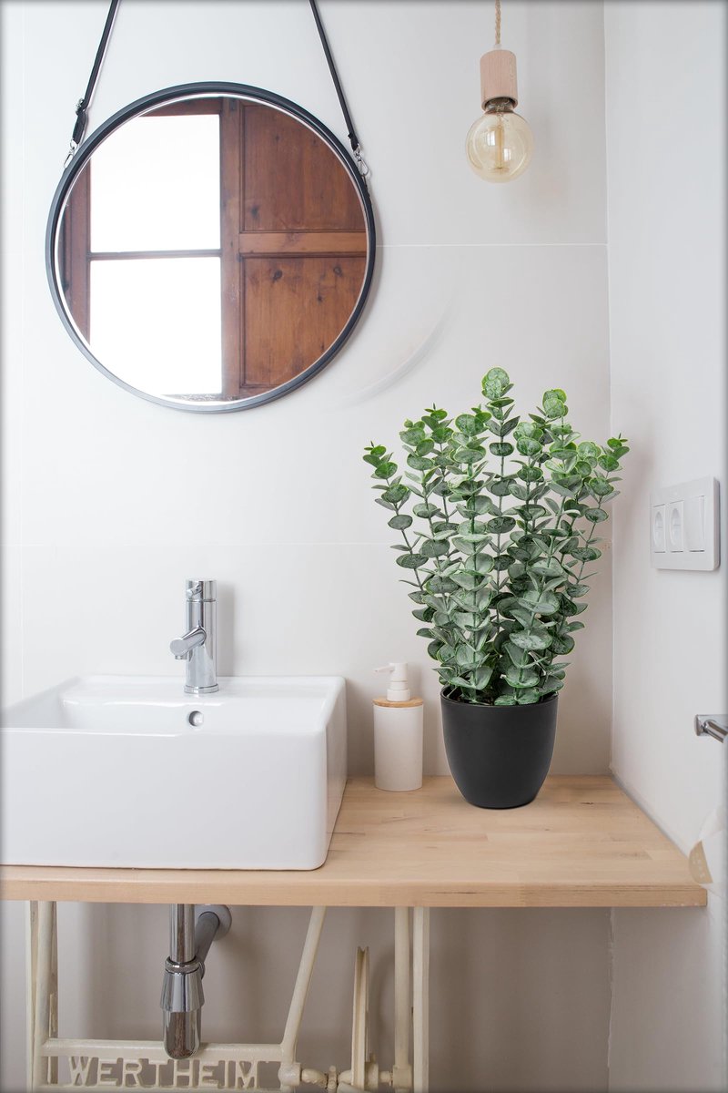 Unyqoos Decoratieve eucalyptus kunstplant in zwarte pot voor huis en kantoor, groente, 40 cm