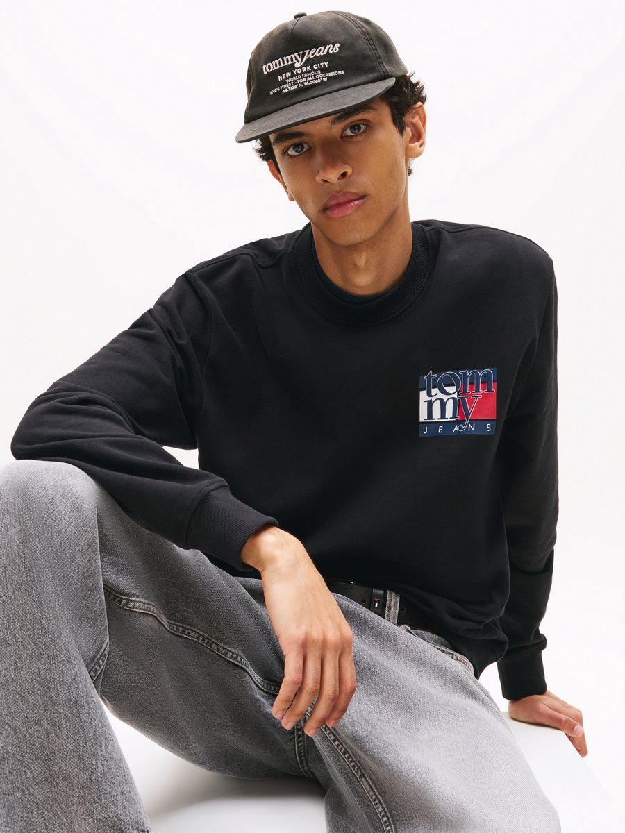 TOMMY JEANS TJM REG RWB FLAG CREW EX EU Zwart
