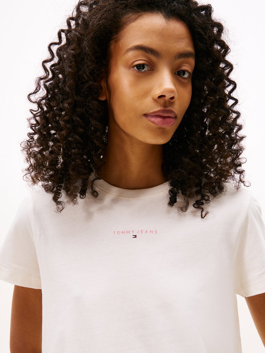Tommy Jeans T-shirt Tjw Reg Linear Ss Tee Dw0dw21964 Ybh Ancient Dames Wit