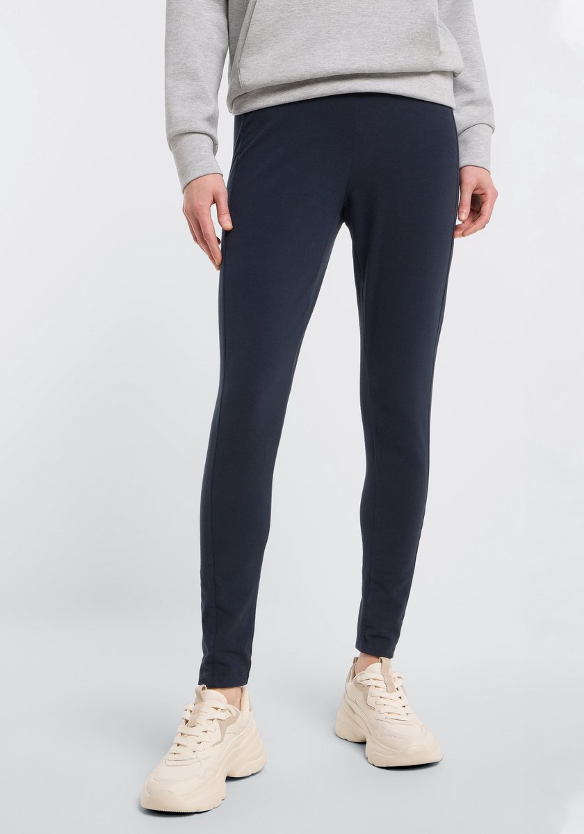 Isu Leggings Slim Fit