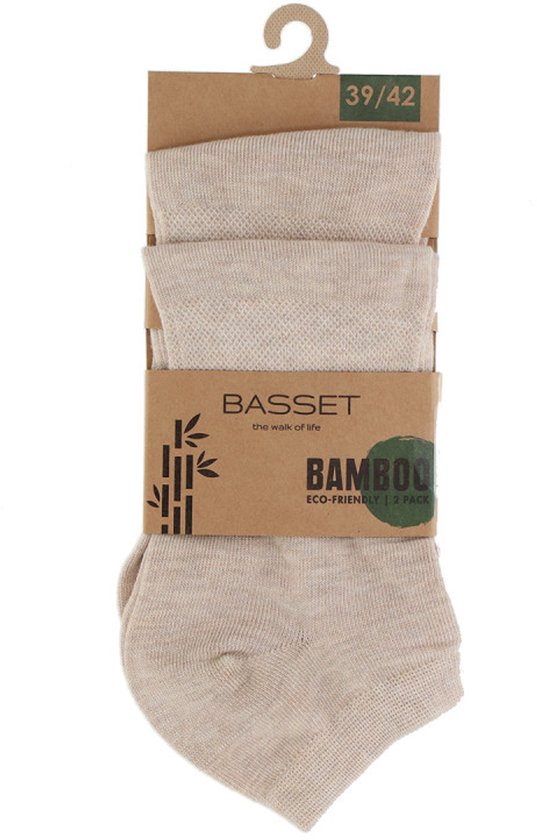 Verpakking van zes paar beige Basset bamboe enkelsokken.