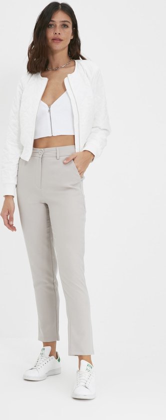 Trendyol Vrouwen Lang Hoge taille Sigaretten Basic grijze sigarettengeweven broek TWOSS19ST0038