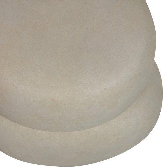 Crème fiber clay bijzettafel, dubbel gestapeld met ronde vormen.