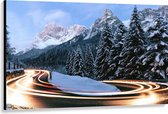 WallClassics - Canvas - Racende Lichten in de Bergen - 150x100 cm Foto op Canvas Schilderij (Wanddecoratie op Canvas)