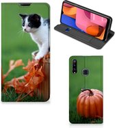 Hoesje Geschikt voor Samsung Galaxy A20s Flip Case Kitten