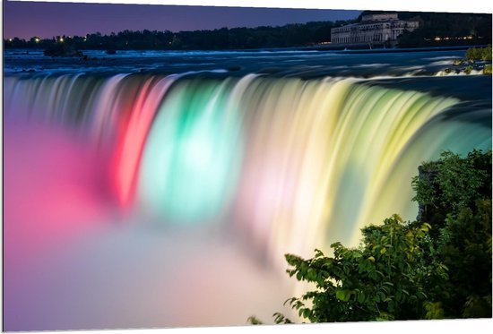 Dibond - Gekleurde Watervallen - 120x80cm Foto op Aluminium (Wanddecoratie van metaal)