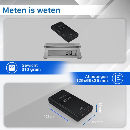 Batterie externe noire pèse 310g. Dimensions : 125x65x25 mm.