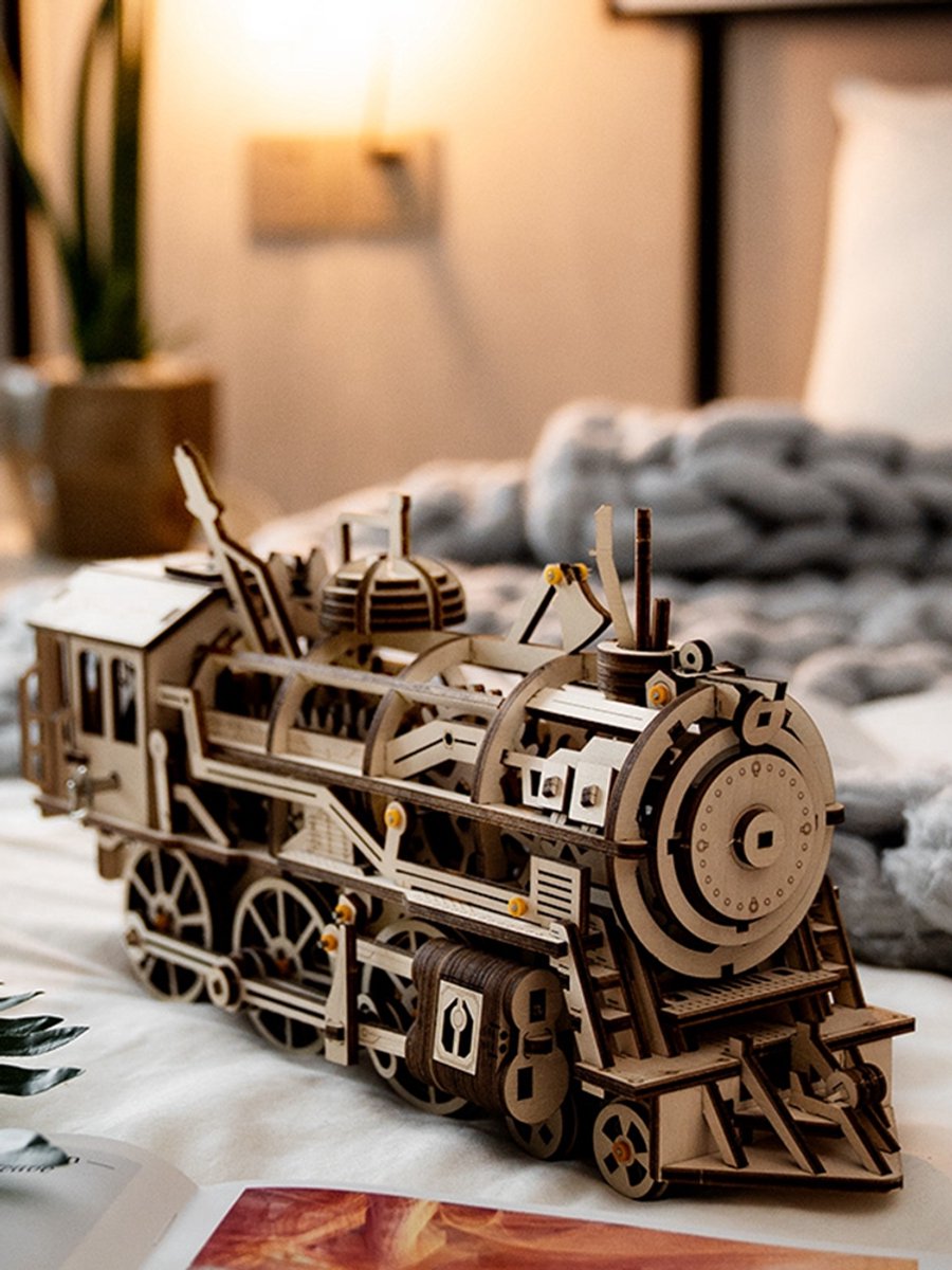 Robotime modelbouwpakket Locomotief hout 370mmx185mmx120mm - Naturel kleur — afbeelding 4
