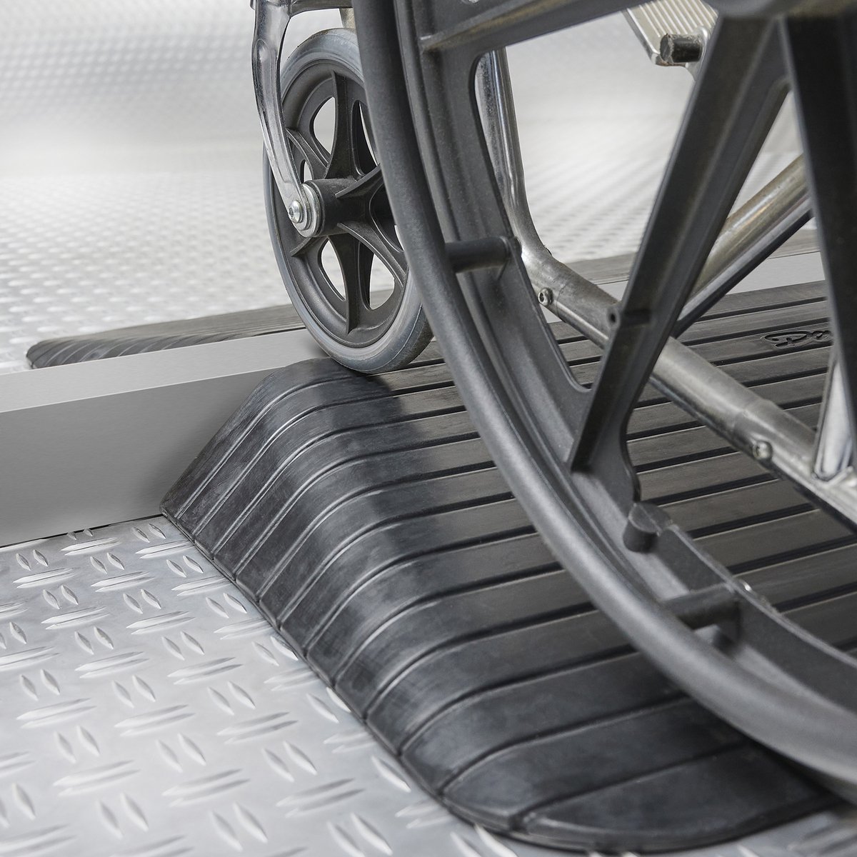 Goedkoopste Datona® - Drempelhulp van rubber 75mm