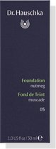Dr. Hauschka - Foundation - 05 Chestnut