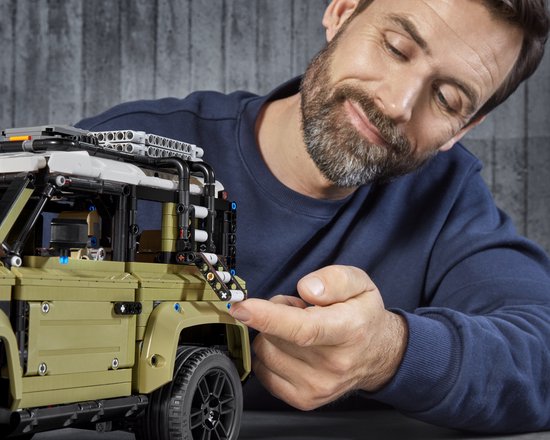 LEGO® Technic 42110 Land Rover Defender, Maquette de Voiture à