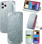 Voor iPhone 11 Pro Max Blooming Mandala Reliëfpatroon Magnetische Horizontale Flip Leren Case met Houder & Kaartsleuven & Portemonnee (Grijs)