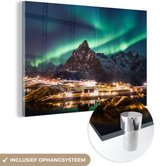 MuchoWow® Glasschilderij 30x20 cm - Schilderij acrylglas - Het noorderlicht over Lofoten, Noorwegen - Foto op glas - Schilderijen