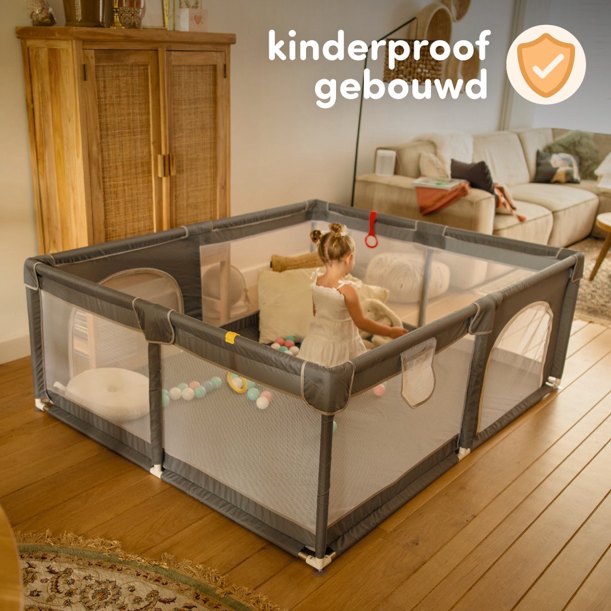 Willkommen im Leben: mit der neuen Babybox 2.0 von XXXLutz | baby & junior | Fachmagazin für Kinderausstattung und -mode Willkommen im Leben: mit der neuen Babybox 2.0 von XXXLutz | baby & junior | Fachmagazin für Kinderausstattung und -mode